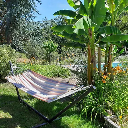 Holiday home Charentais Le Coin Arbore Boresse-et-Martron