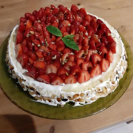 Charentais, Le Coin Arbore Casa de Férias *