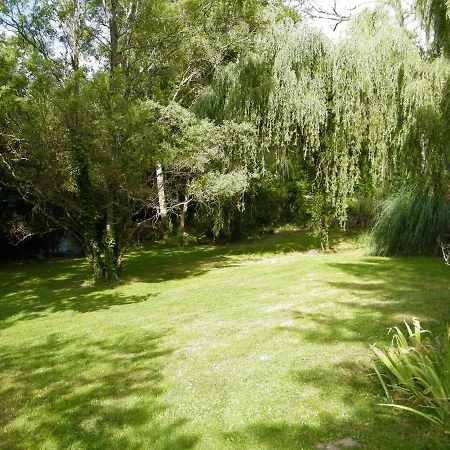 Charentais, Le Coin Arbore Casa de Férias